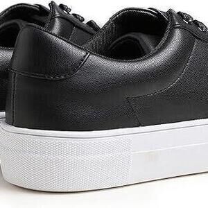 FEVERSOLE Vegan Leather Sneakers / Size 38.5 EU / Women 8 / Men's 6.5 / New